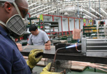 La producción industrial de Colombia se mantuvo sin variación en febrero