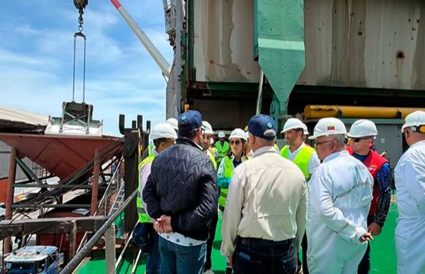 Llegan 13 mil toneladas de urea para fortalecer la producción agrícola nacional