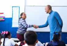 Ministerio de Educación rehabilitó más de 1.700 escuelas