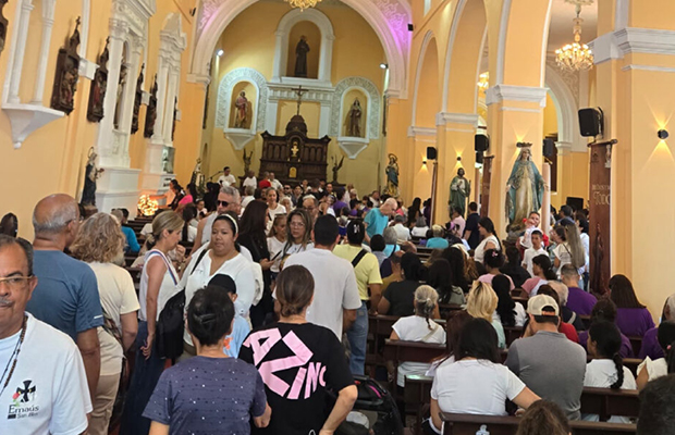 Monseñor Biord afirma que los venezolanos se volcaron a las iglesias durante Semana Santa