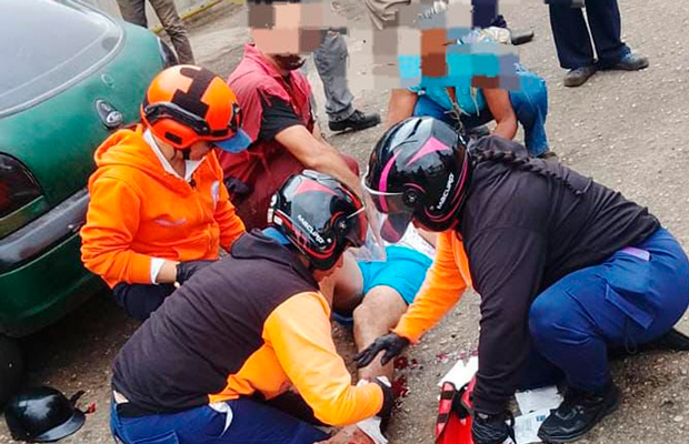 Motorizado-sufrió-politraumatismos-tras-colisionar-con-un-vehículo-en-Anzoátegui