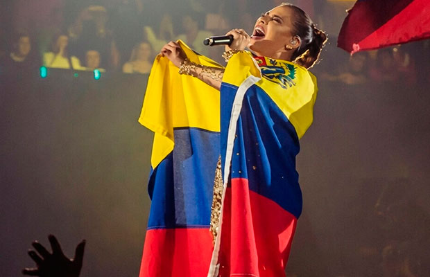 Olga-Tañón-celebró-título