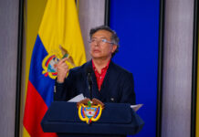 Petro pide investigar si explosivos del atentado en la Panamericana llegaron desde Ecuador