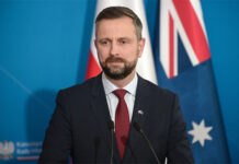 Polonia acusa de injerencia a Israel tras un incidente con una esvástica en su Parlamento