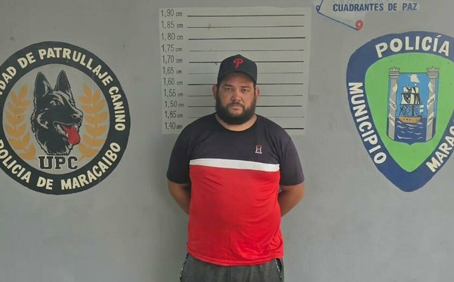 Preso-por-golpear-a-su-hijo-de-8-años-tras-ser-ponchado-en-un-juego-de-Béisbol