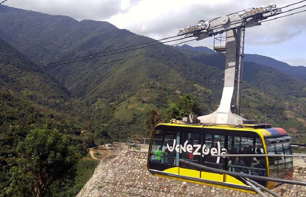 Teleférico Mukumbarí inicia fase final de mantenimiento