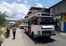 Transportistas recibirán repuestos a crédito con 60 días de plazo