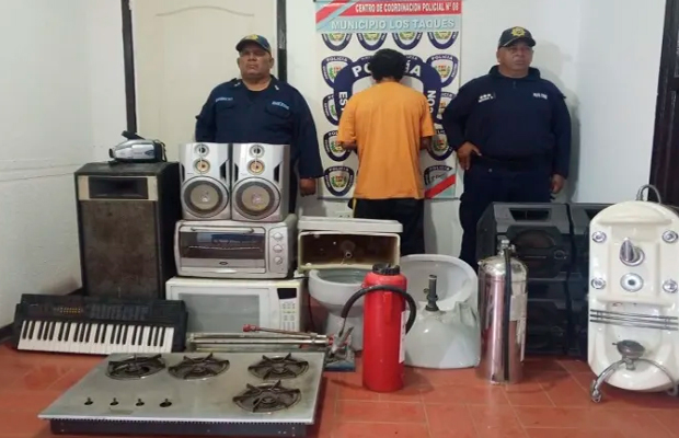 Aprehenden-a-El-Ojito-tras-abusar-de-su-hija-y-su-hijastra-en-Falcón
