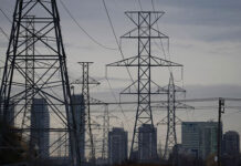 Canadá anuncia una estrategia para duplicar su capacidad eléctrica para 2050