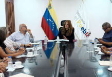Defensoría del Pueblo recibió balance de gremios de la salud