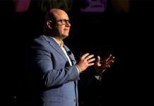 Directivo de Microsoft: Es importante reposicionar el elemento humano ante avance de la IA