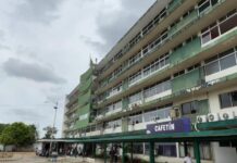 Familiares de pacientes de traumatología denuncian retrasos en intervenciones quirúrgicas