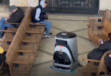 Ferrocarriles de Rusia instala robots barrenderos en estaciones de Moscú y San Petersburgo