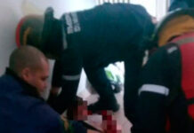 Hombre asesina a puñaladas a su esposa e hijo de dos años en Miranda