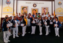 Legisladores rindieron tributo a los Héroes de Blanco