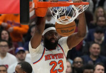 Mitchell Robinson, de los Knicks, se rompe el dedo meñique a una semana de las Finales