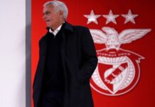 Mourinho: «A partir del próximo lunes ya podré hablar sobre mi futuro»