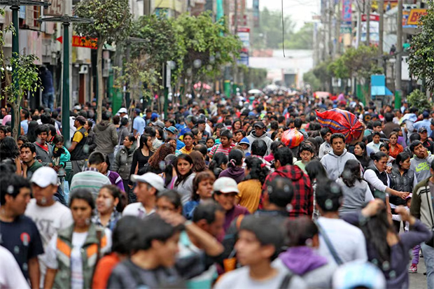 Población de Perú creció hasta los 34,1 millones de personas en 2025