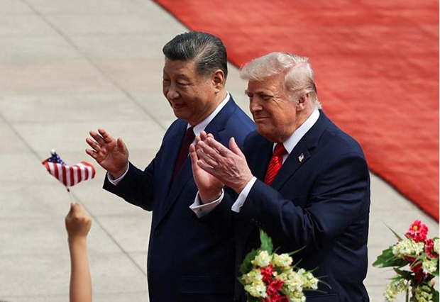 Trump se olvida de la guerra comercial para hacer negocios con China