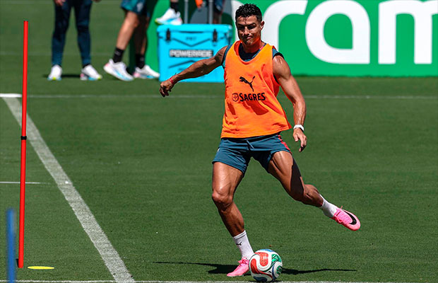 Cristiano-frente