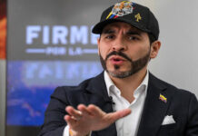 De la Espriella acepta debatir con Cepeda si antes acepta los resultados de las elecciones