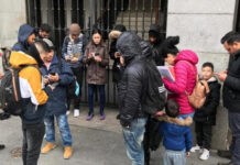 España dejará de dar residencia temporal humanitaria a venezolanos a partir de mañana