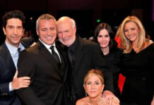 Falleció James Burrows, el reconocido director detrás de la serie «Friends»