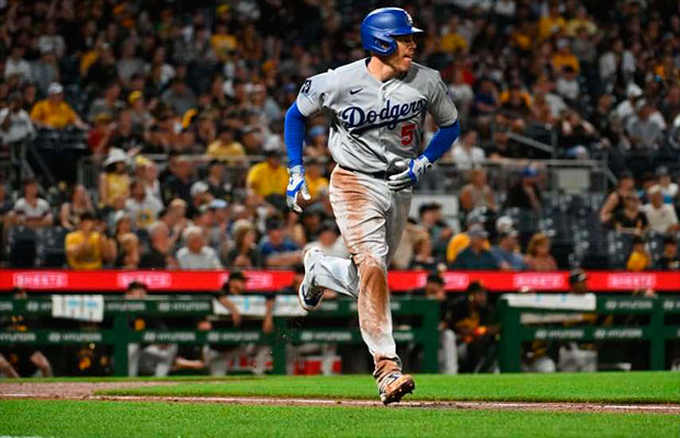 Freddie Freeman llega a 2.500 hits en su carrera