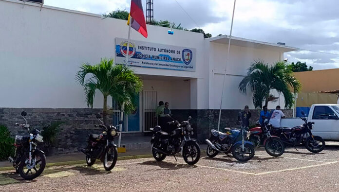 Frustran-intento-de-pranato-en-Polianaco-y-trasladan-a-25-reclusos-a-otros-centros-de-detención