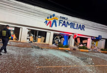 Grupo armado asalta con explosivos tres bancos y una casa de cambios en Paraguay