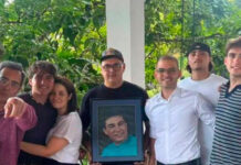 Hijos de Daniel Alvarado se reunieron para cumplir su última voluntad