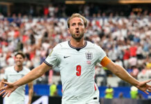 Kane: «Tener los mismos partidos internacionales que Beckham es alucinante, era mi ídolo»