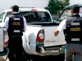 Niño de un año muere ahogado en una cuneta de aguas servidas