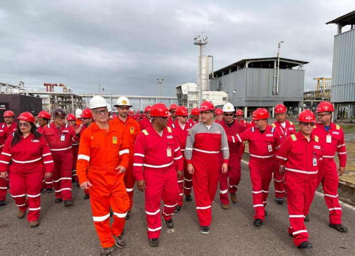PDVSA y Shell evalúan expansión de proyectos gasíferos en Monagas