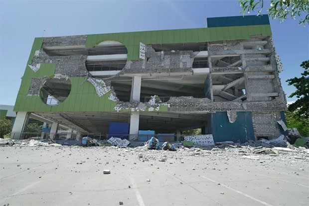 Terremoto de magnitud 7,8 dejó 19 muertos, 12 desa