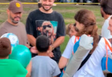 Tomás Rincón y Telasco Segovia entregan donaciones a niños en el Parque del Este