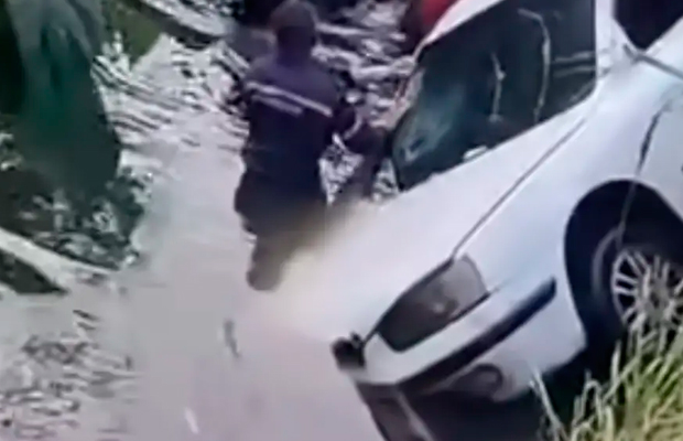 Trágico-accidente-en-Guatire-deja-una-persona-fallecida-tras-caer-al-río-Pacairigua