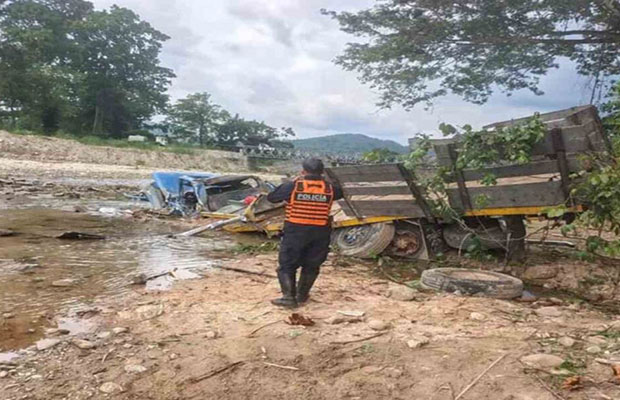 Un-muerto-y-tres-heridos-tras-accidente