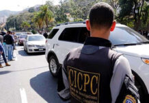 Usó prendas policiales para cometer un atraco