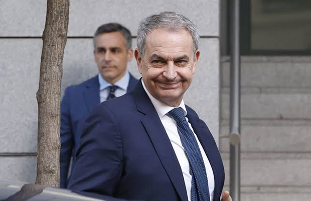 Aerolínea imputada en España asegura que Zapatero quería cobrar por mediar en su rescate