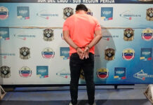 Arrestan a un hombre por inventar falsos resultados en el sorteo de una moto y amenazar al ganador