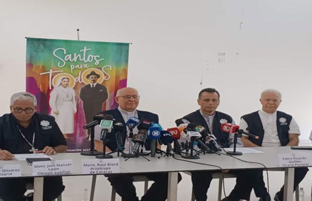 Centros-de-acopio-parroquiales-han-entregado