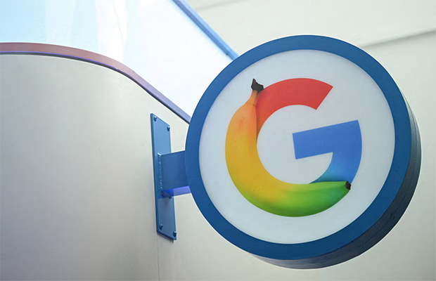 Comisión Europea da un año a Google para abrir Android a asistentes de IA de competencia