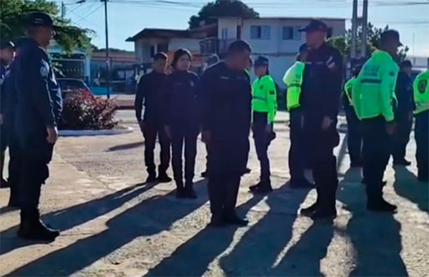 Destituyen-a-tres-funcionarios-de-la-PNB