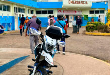 Dos adultos y un bebé lesionados tras caer de una moto en Anzoátegui