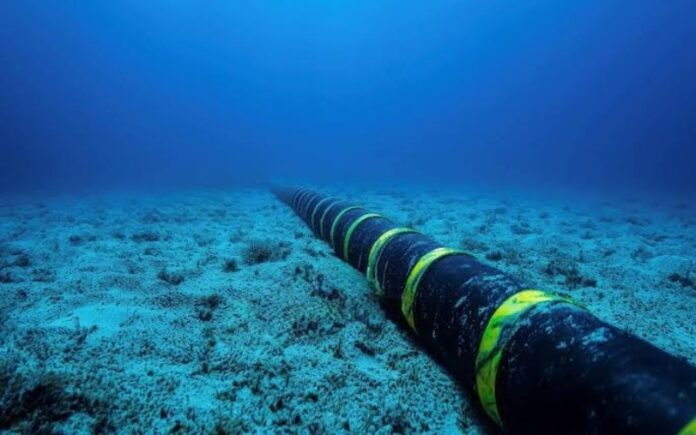 El Wave Sentinel avanza labores de reparación del cable submarino de Cirion en Venezuela