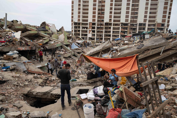 Suben a 3.342 los fallecidos y a 16.740 los heridos por los terremotos en Venezuela