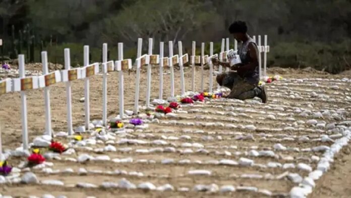 Entierran a más de 150 cuerpos sin identificar bajo un sistema de códigos
