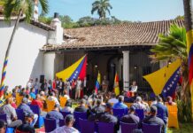 Aragua conmemoró 243 años del natalicio del Padre de la Patria Simón Bolívar