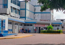 Investigan muerte de tres integrantes de una familia tras presentar un cuadro clínico severo